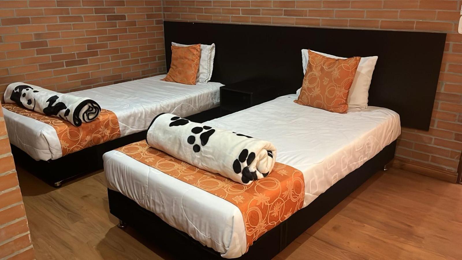 Hotel Bogota Astral Ngoại thất bức ảnh