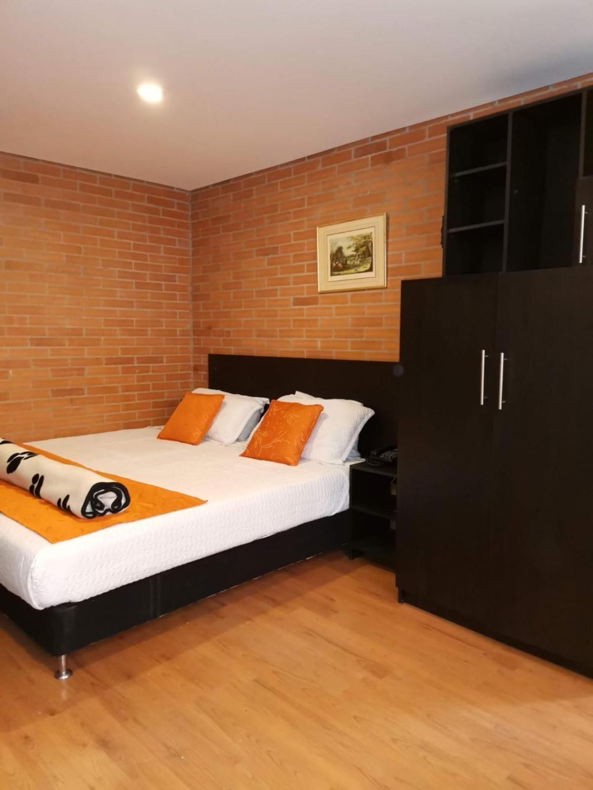 Hotel Bogota Astral Ngoại thất bức ảnh