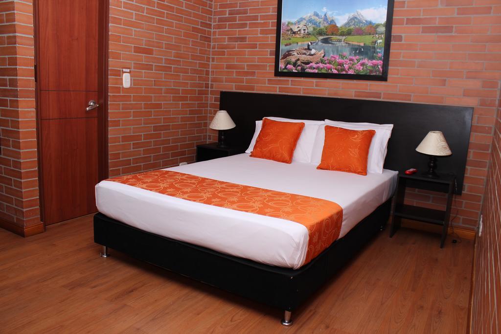 Hotel Bogota Astral Ngoại thất bức ảnh